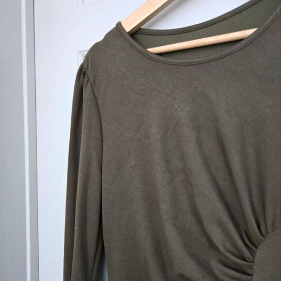 New dress size L - Picture 2 of 4